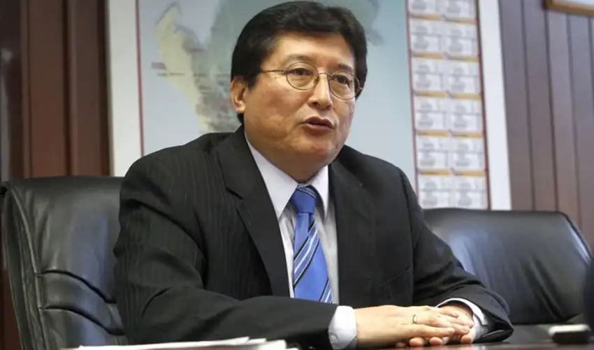 PLANTEAN INTERPELAR A MINISTRO DE ENERGÍA Y MINAS POR ALZA DE COMBUSTIBLES