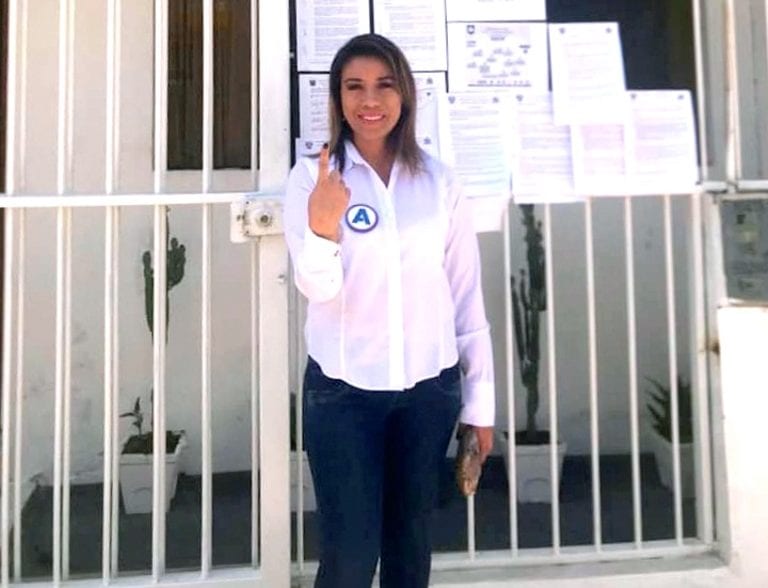 CON PLANTON EXIGEN RESPETO AL PROCESO ELECTORAL
