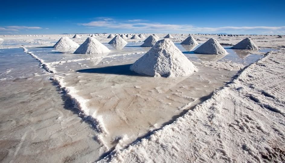 CHILE LICITARÁ CINCO NUEVOS PROYECTOS DE LITIO, AFIRMÓ EL MINISTRO DE MINERÍA